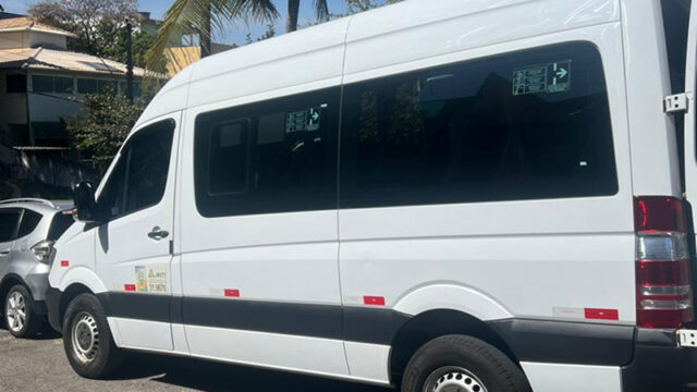 Van Sprinter 415 para fretamento