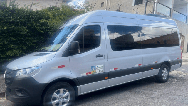 Van Sprinter 417 para fretamento